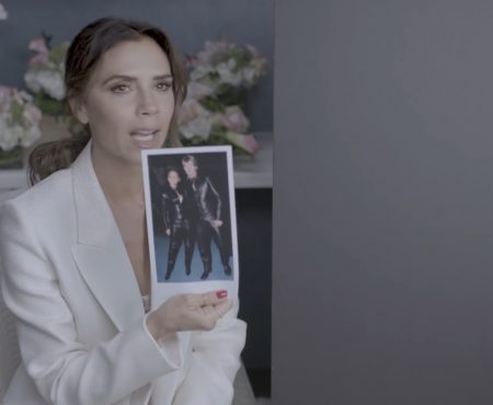 <span lang ="en">Victoria Beckham jokes about her Spice Girls outfits</span>